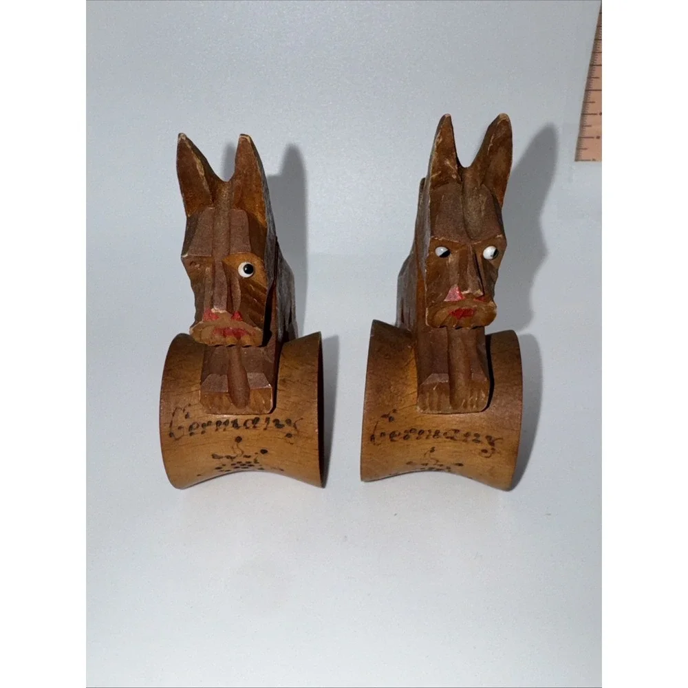 Vintage Pair Of Carved Wooden Scottie Dog Napkin Rings - Made In‎ Germany